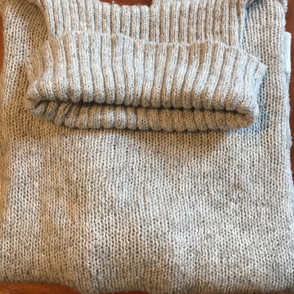 Fall/ winter turtle neck - Picture 3 of 3